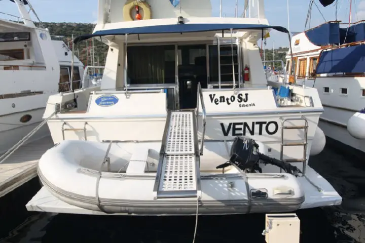 Ferretti 49 - 1